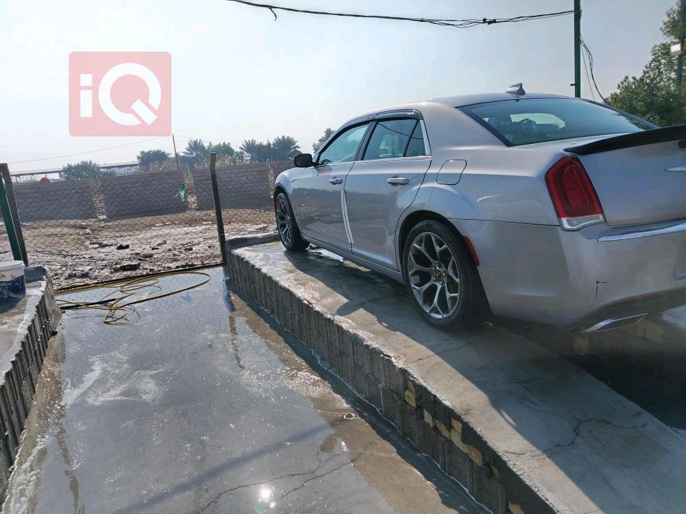 Chrysler 300